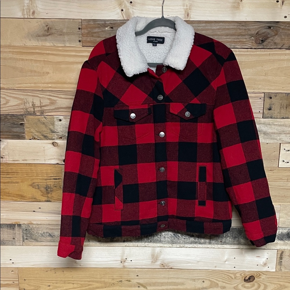 Love Tree size XL Red and Black Checkered Sherpa Collar Jacket with pockets